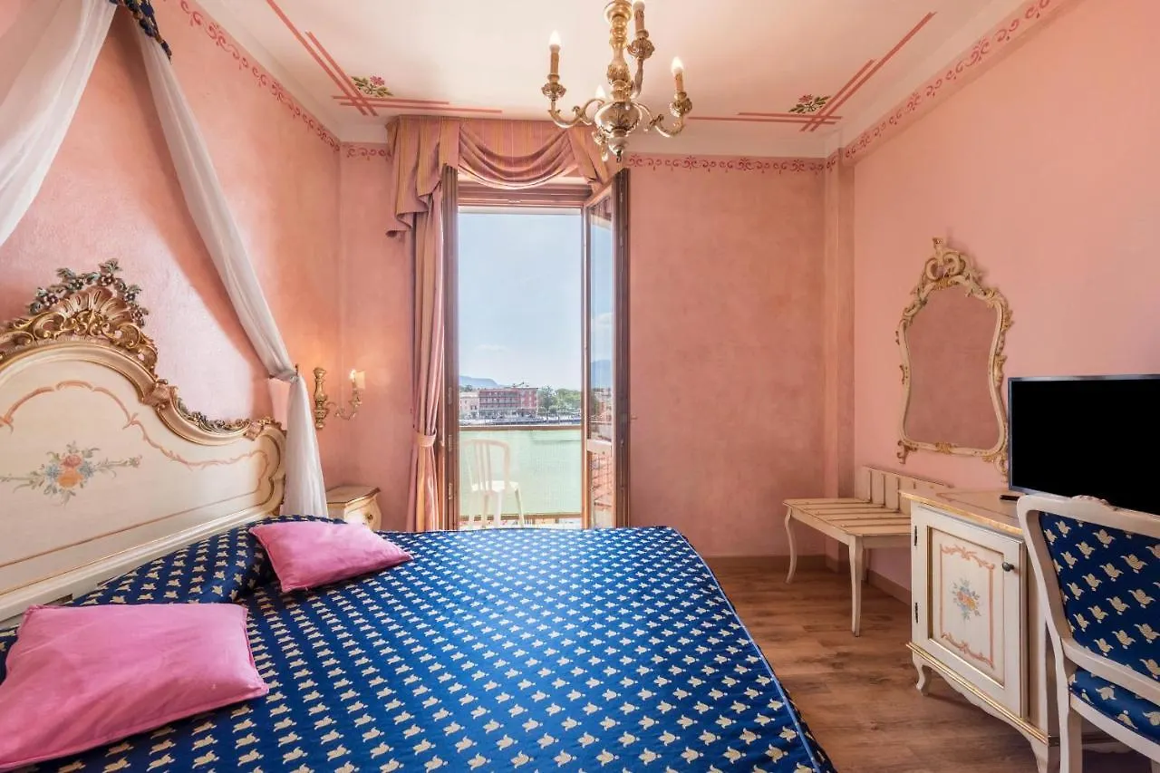 דירה טוסקולנו מדרנו Gardasol Romantic 2 Vista Lago