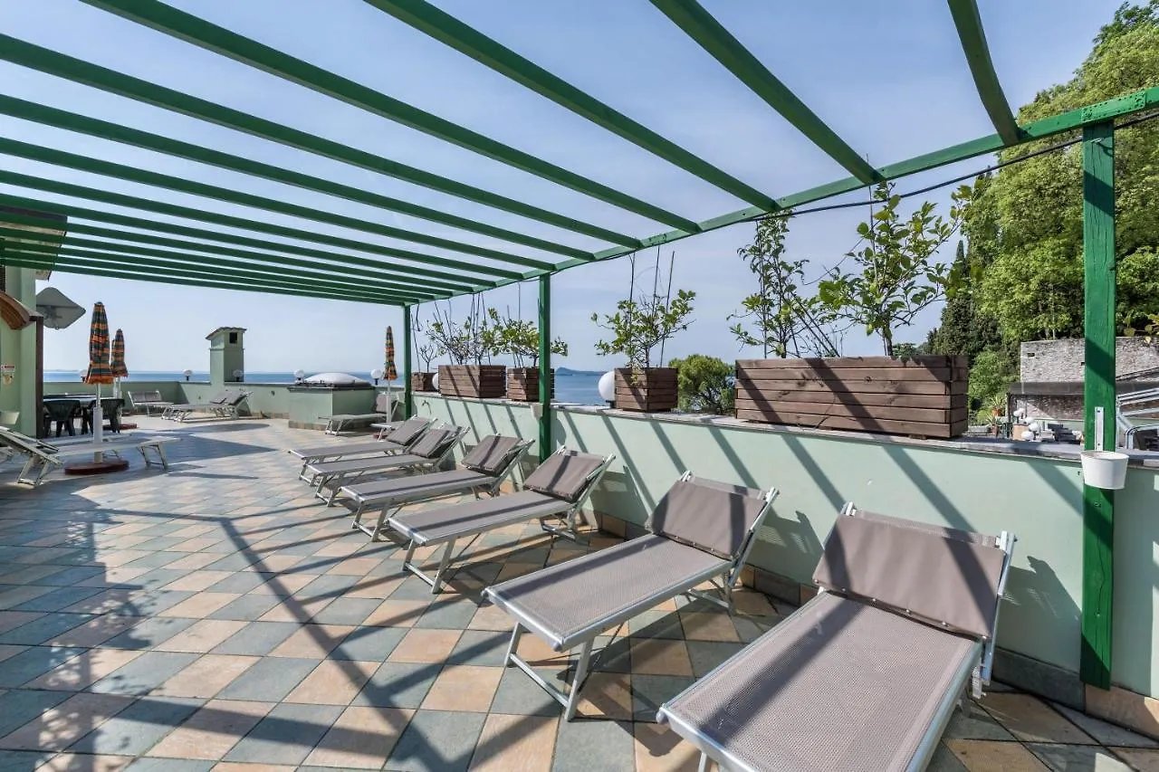 טוסקולנו מדרנו Gardasol Romantic 2 Vista Lago