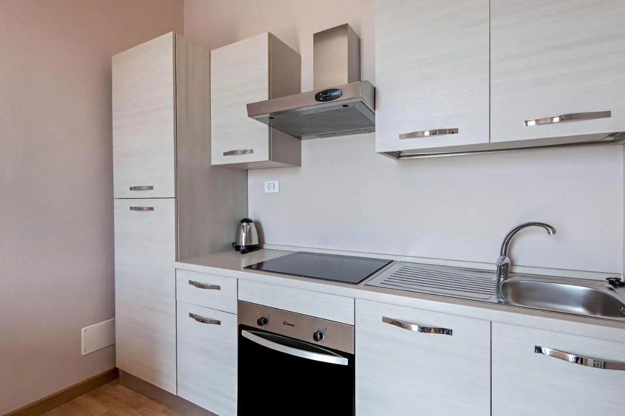 טוסקולנו מדרנו Gardasol Romantic 2 Vista Lago 0*, טוסקולנו מדרנו איטליה