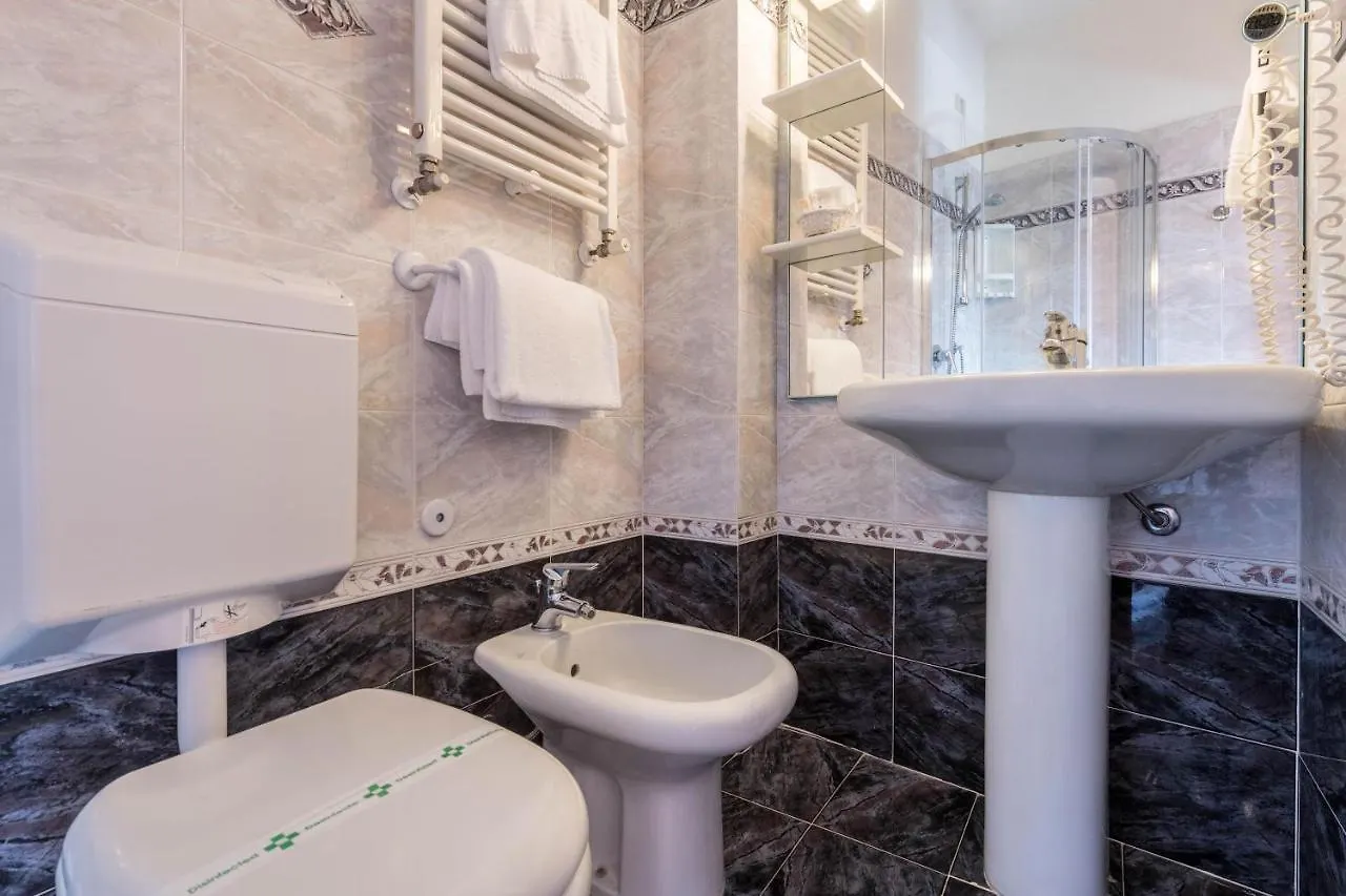 דירה טוסקולנו מדרנו Gardasol Romantic 2 Vista Lago איטליה